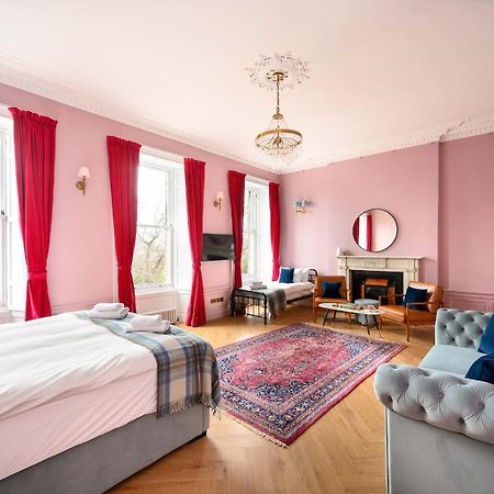 Spacious City Centre Family Room Edinburgh Exterior foto